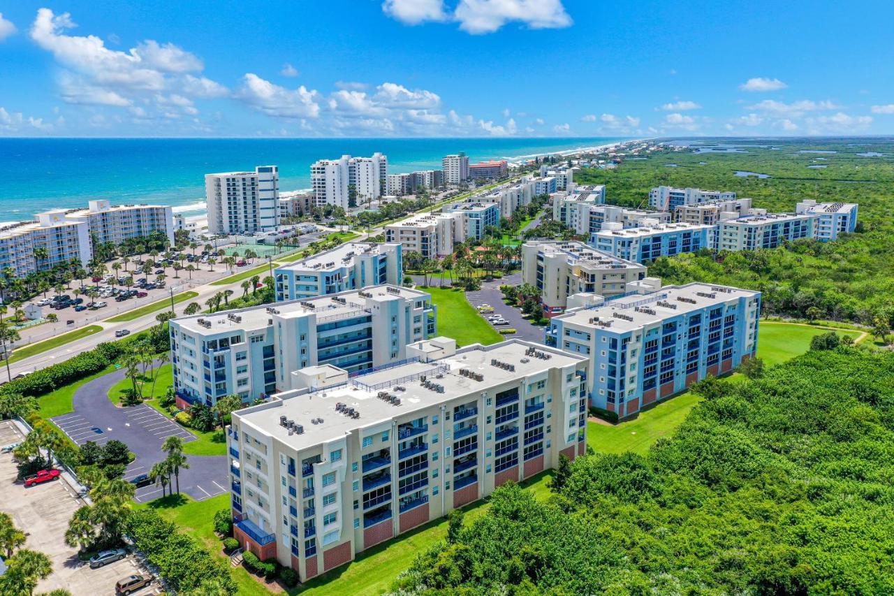 Oceanwalk Condos Bethune Beach Eksteriør billede