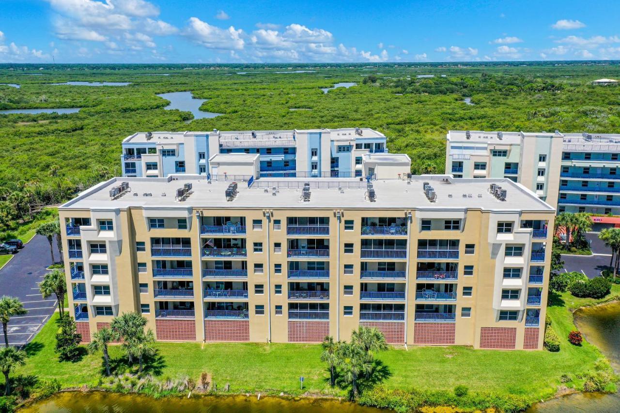 Oceanwalk Condos Bethune Beach Eksteriør billede