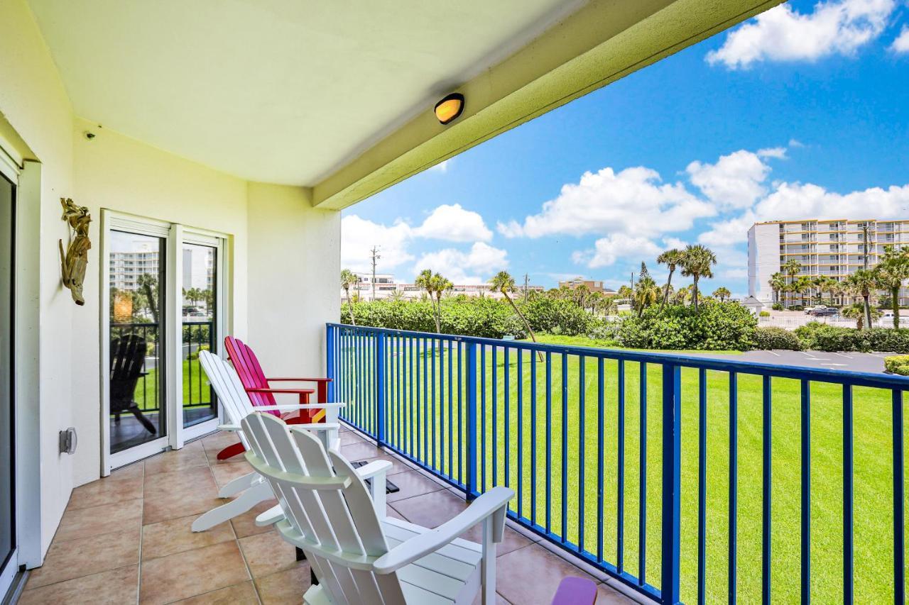 Oceanwalk Condos Bethune Beach Eksteriør billede